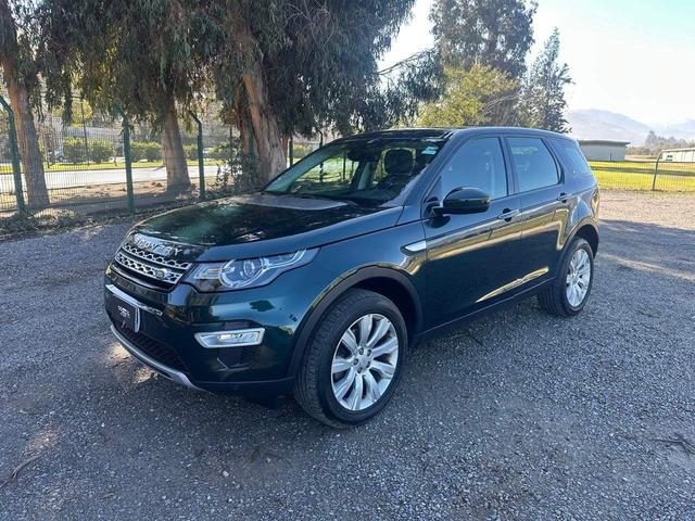 Land Rover Discovery Sport — foto 19 de 40